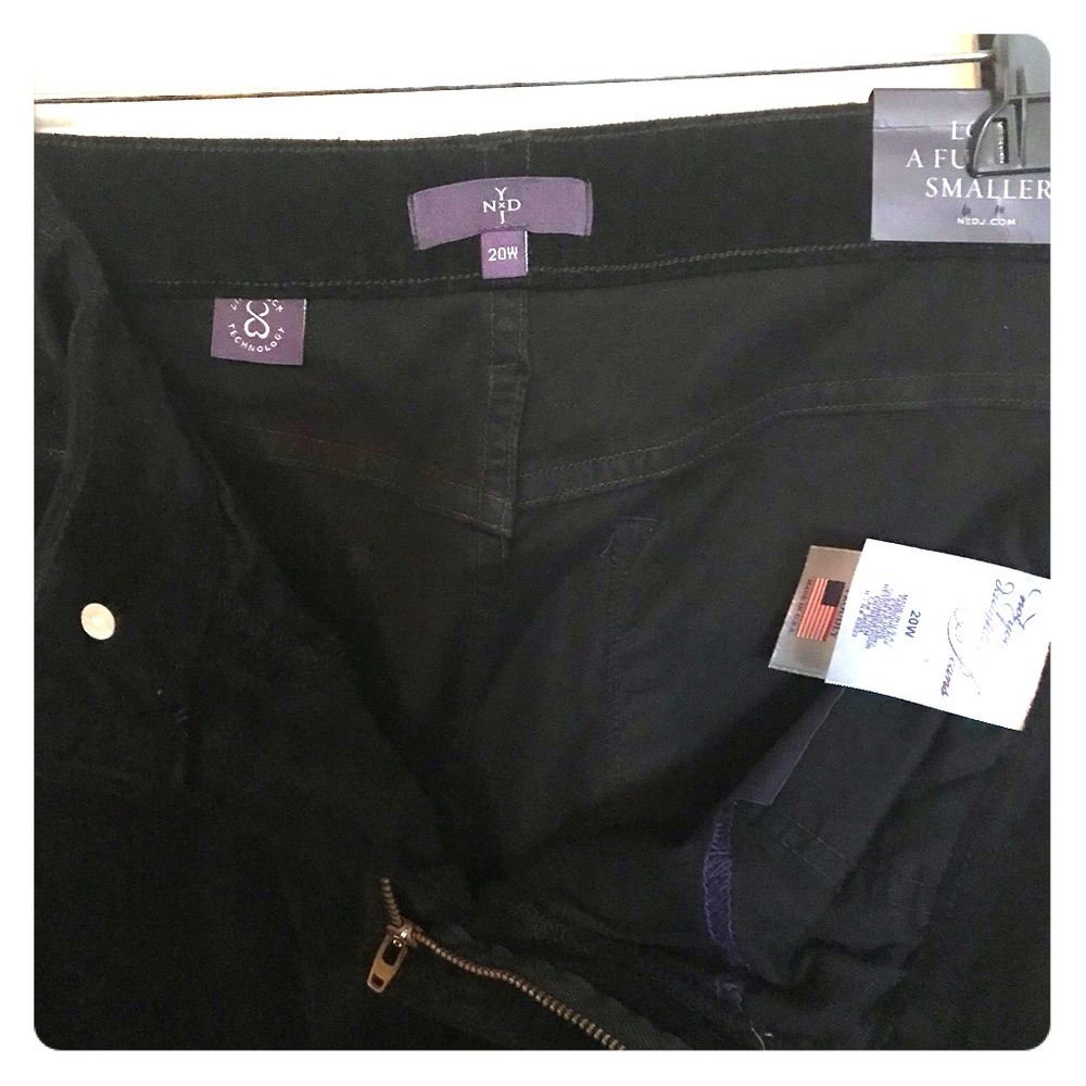 NYDJ Velour Jeans 20W Black Modern Boot Cut